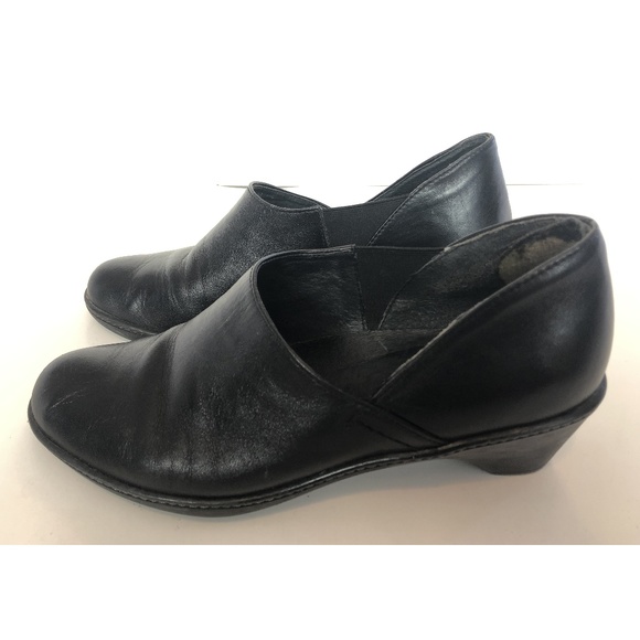 Dansko Shoes - Dansko Black Leather Clogs Size 39